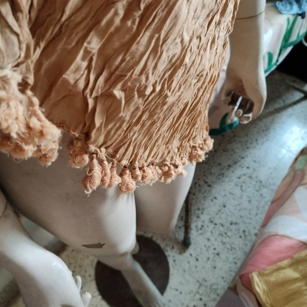 Pair of Crushed Dupattas in Cream and Black - Picture 3 of 7